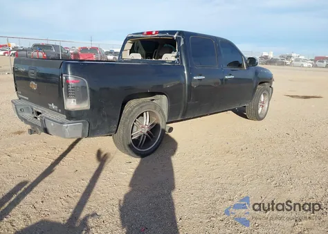 2010 Chevrolet Silverado 1500 Lt z USA, uszkodzony, nr VIN 3GCRCSE01AG255322